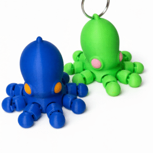 3D printed octopus figurines: articulated blue octopus and green octopus keychain. Flexible desk toy and fidget toy.